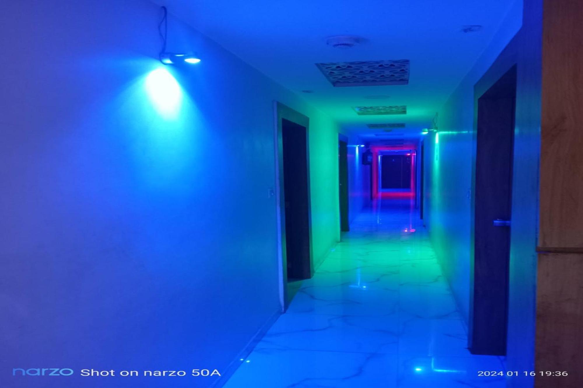 Hotel New Lake View Ahmadabad Zewnętrze zdjęcie