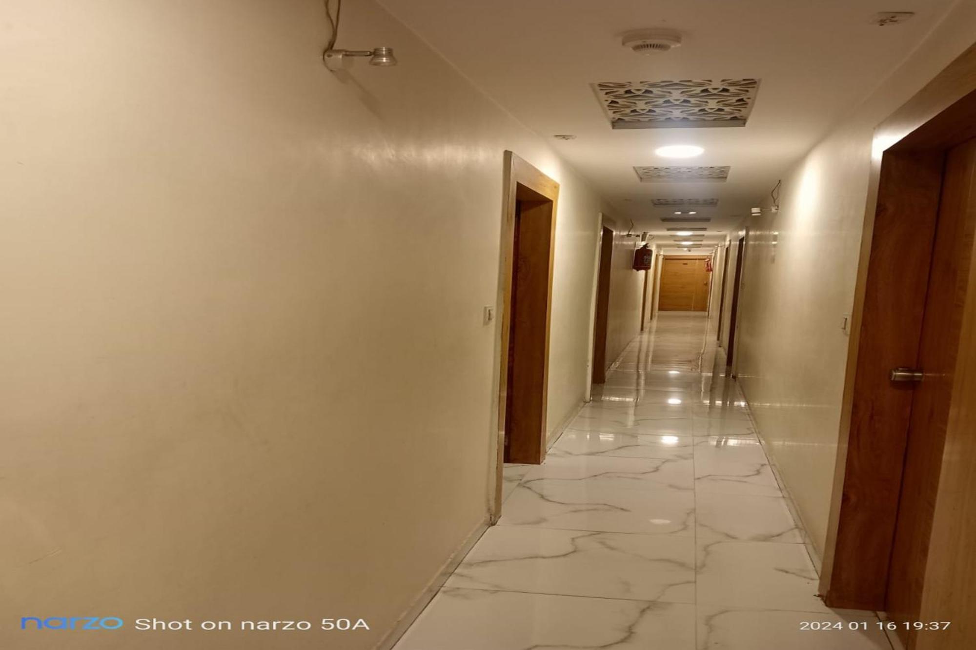 Hotel New Lake View Ahmadabad Zewnętrze zdjęcie